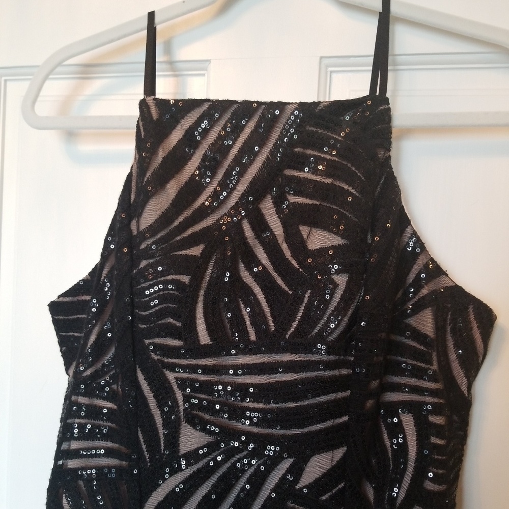 Long black evening gown - Picture 2 of 4